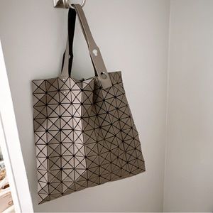 BAO BAO ISSEY MIYAKE Gray Prism Matte Tote